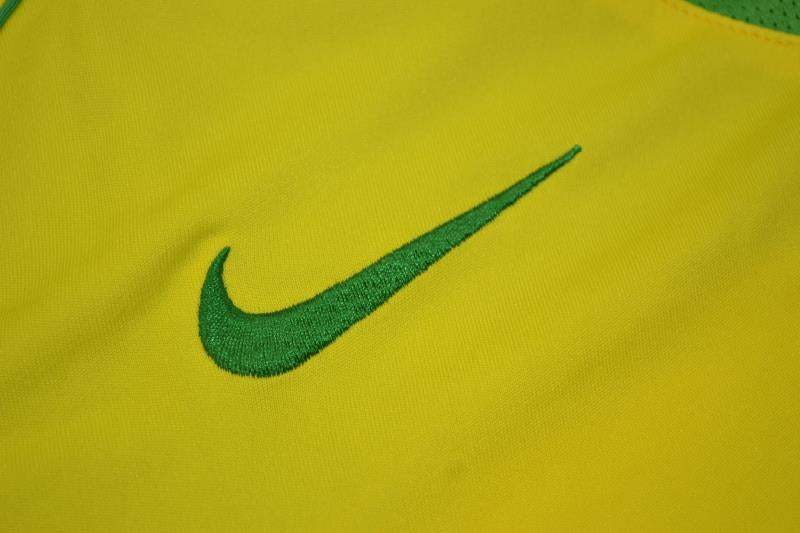 Camiseta Local de Brasil 2004/05