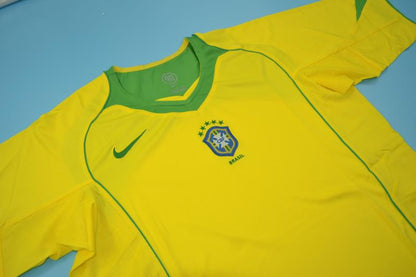 Camiseta Local de Brasil 2004/05