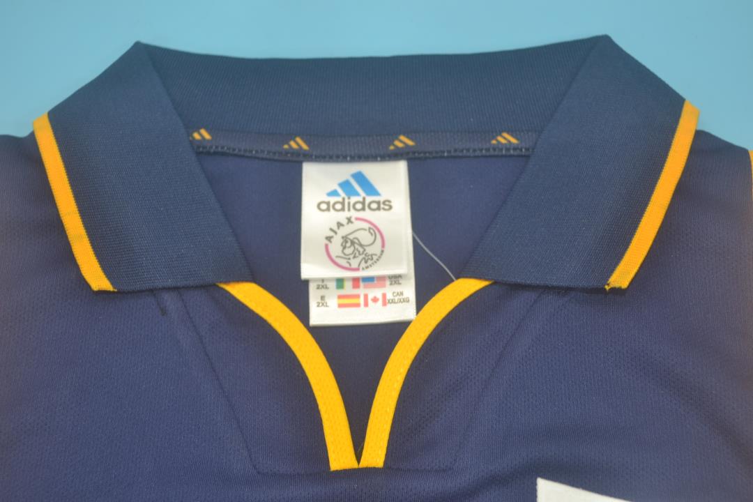 Camiseta visitante del Ajax 2000/01
