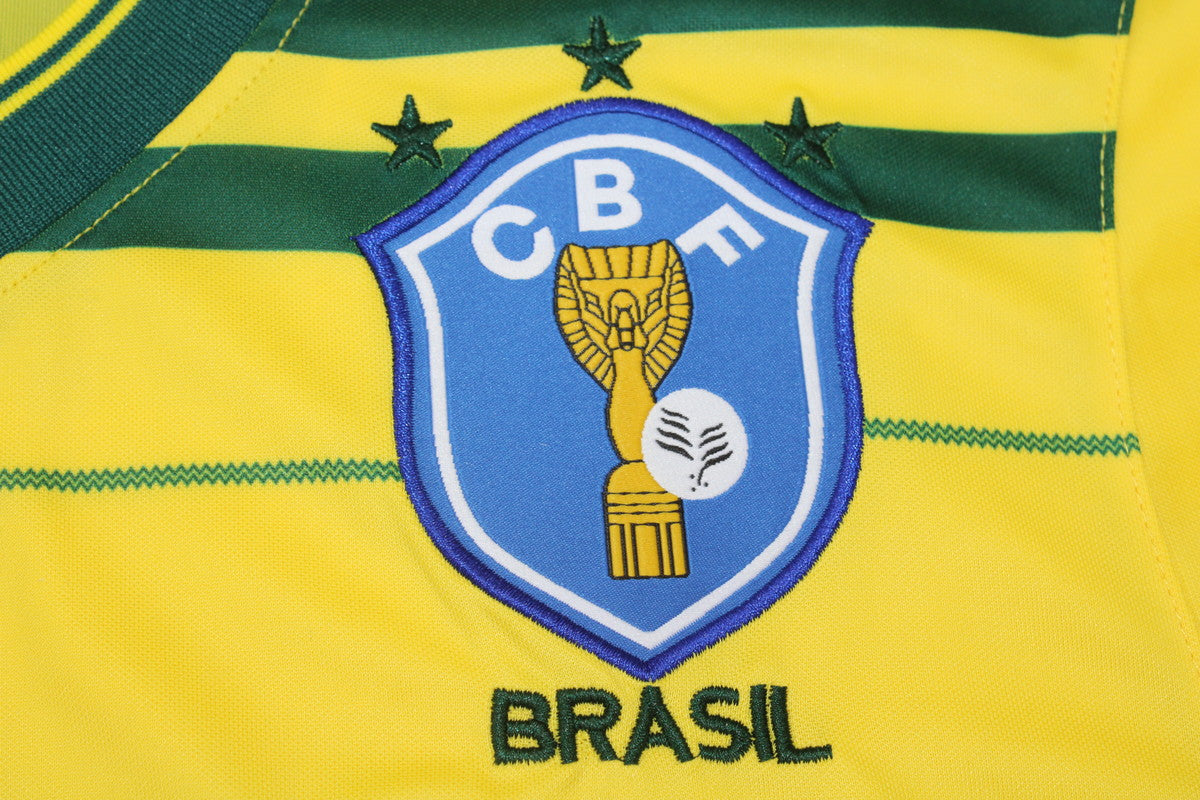 Camiseta local de Brasil 1984/85