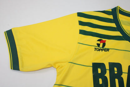 Camiseta local de Brasil 1984/85