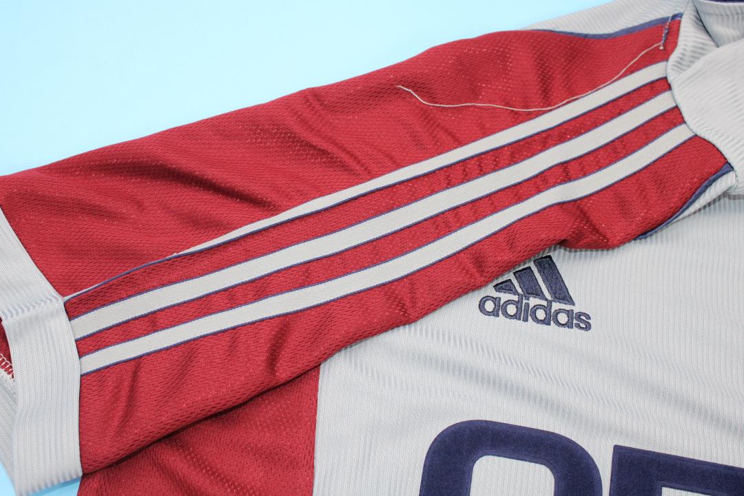 Bayern München 1998/99 Third Shirt