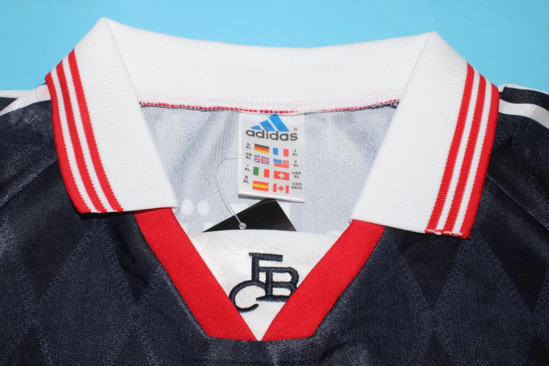 Bayern München 1997/98 Home Shirt