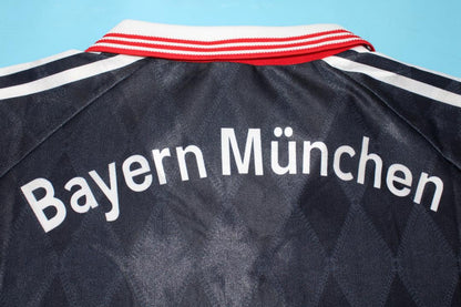 Bayern München 1997/98 Home Shirt
