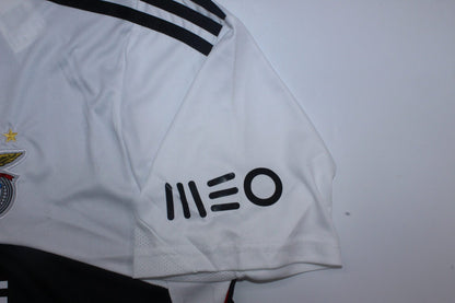 SL Benfica 2013/14 Away Shirt