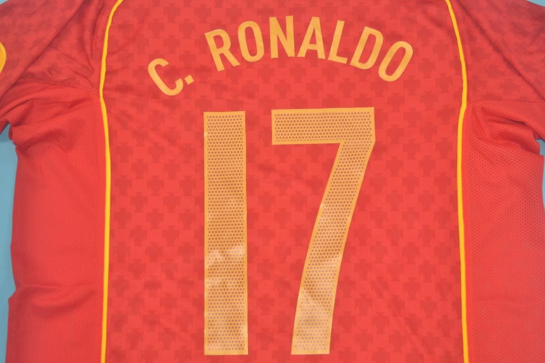 Maillot domicile finale Euro Portugal 2004/06