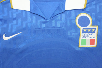 Camiseta local de Italia 1995/96