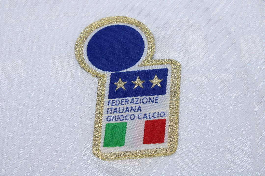 Camiseta de visitante de Italia 1994