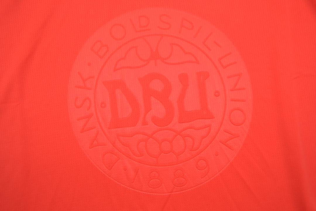 Dinamarca camiseta mundialista local 1998/00