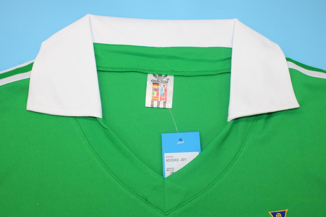 Maillot domicile Irlande du Nord 1977/82