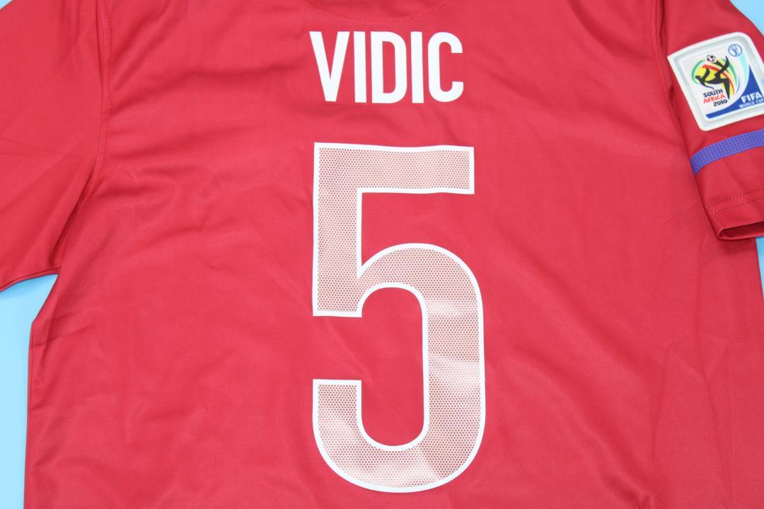 Camiseta Local Serbia 2010/11