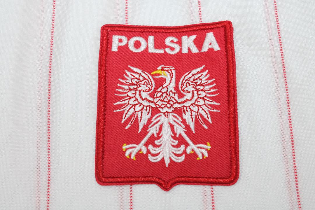 Camiseta de local de Polonia 1982/83