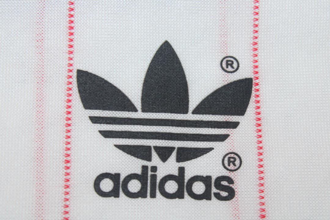 Camiseta de local de Polonia 1982/83