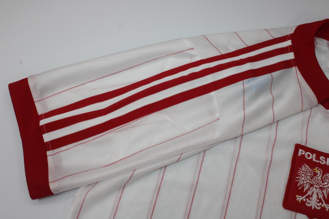 Camiseta de local de Polonia 1982/83
