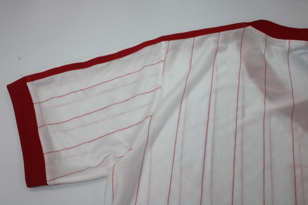 Camiseta de local de Polonia 1982/83