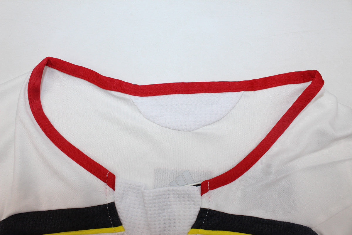 Japan 2006/08 Away Shirt