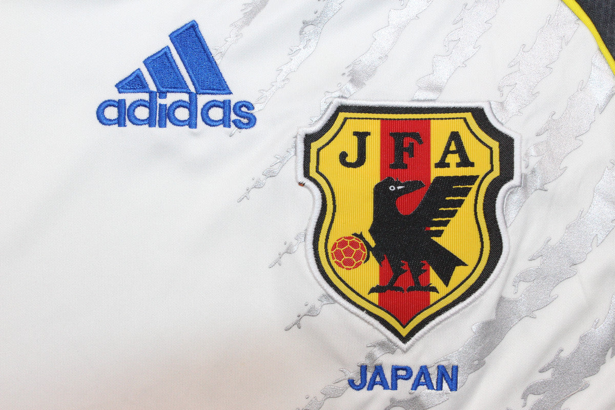 Japan 2006/08 Away Shirt