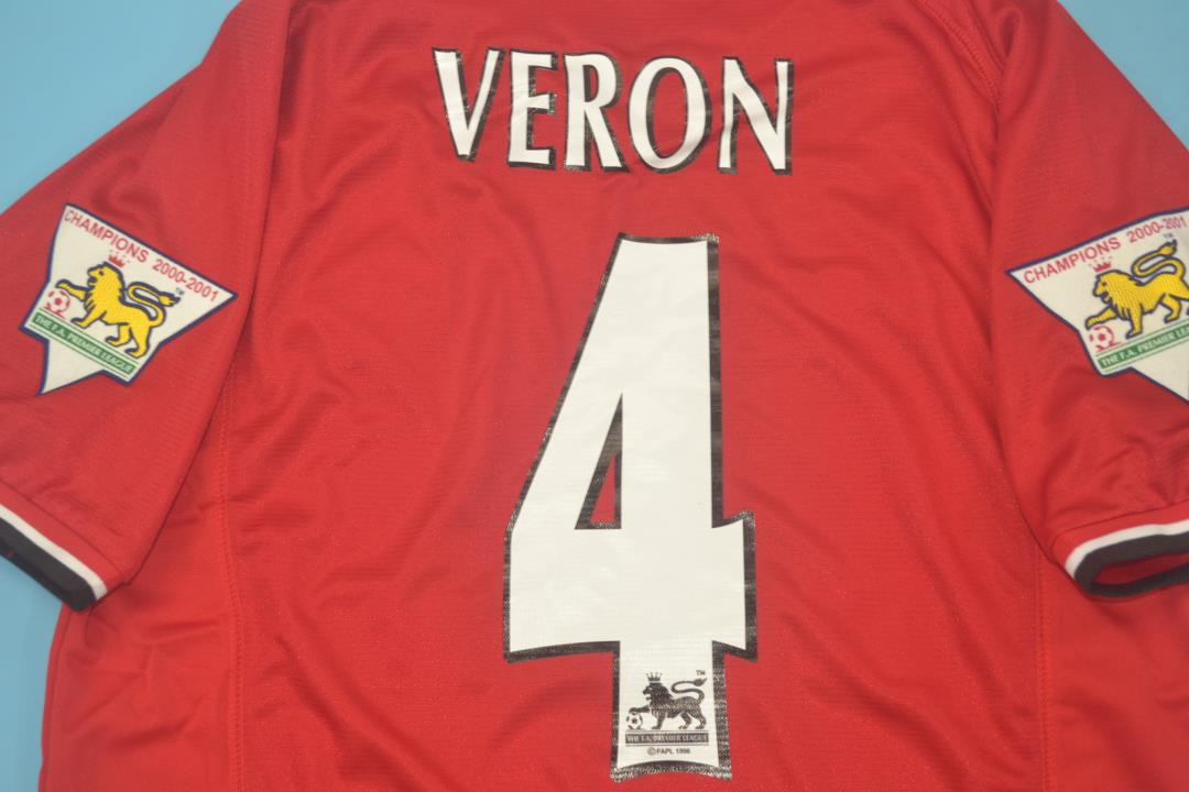 Manchester United 2000/02 Home Shirt