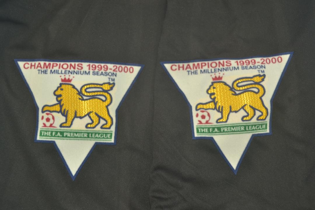 Camiseta reversible de visitante/tercera del Manchester United 2001/02