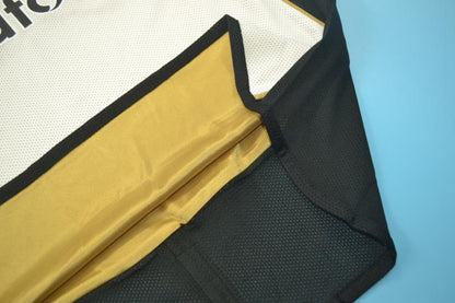 Camiseta reversible de visitante/tercera del Manchester United 2001/02