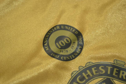Camiseta reversible de visitante/tercera del Manchester United 2001/02