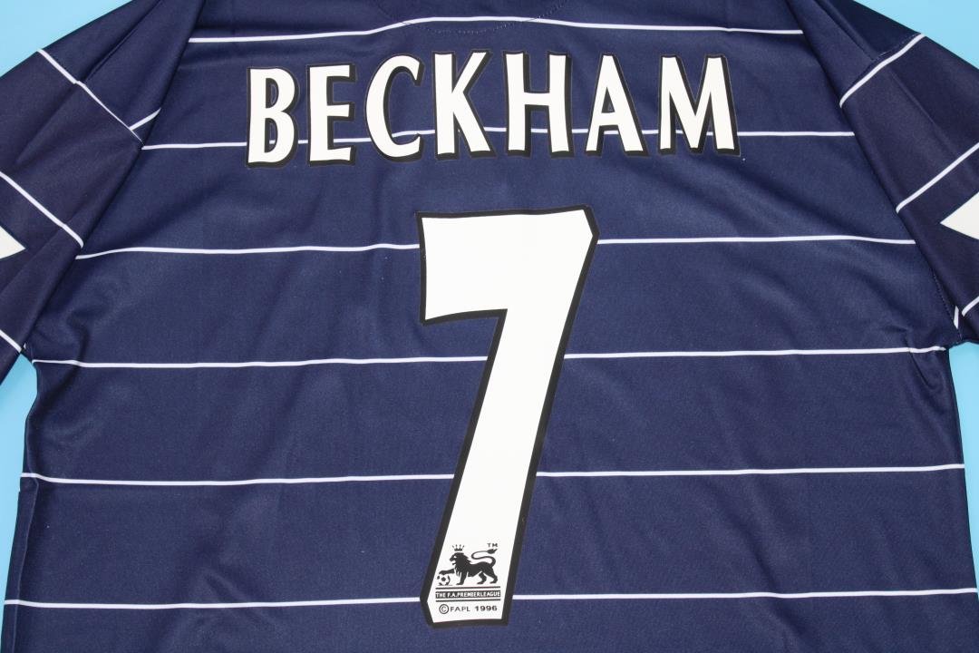 Camiseta de visitante del Manchester United 1999/00