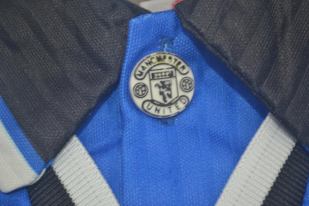 Manchester United 1996/98 Third Shirt