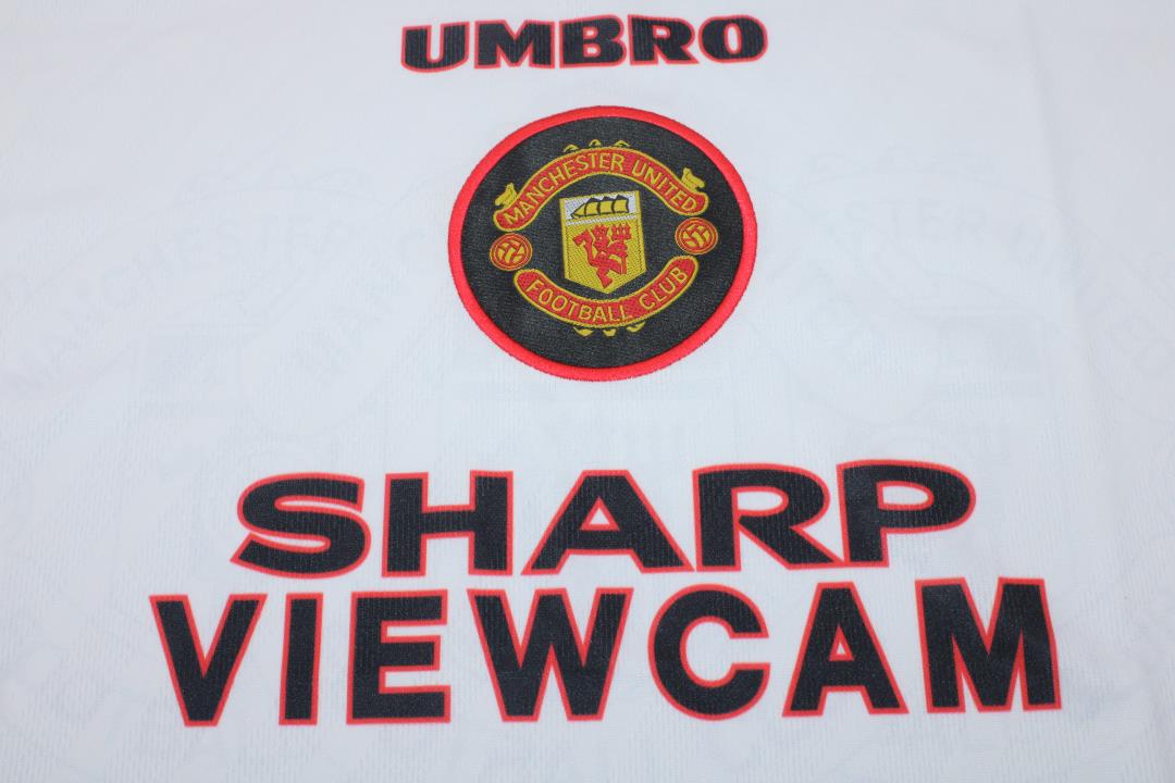 Manchester United 1996/97 Away Shirt