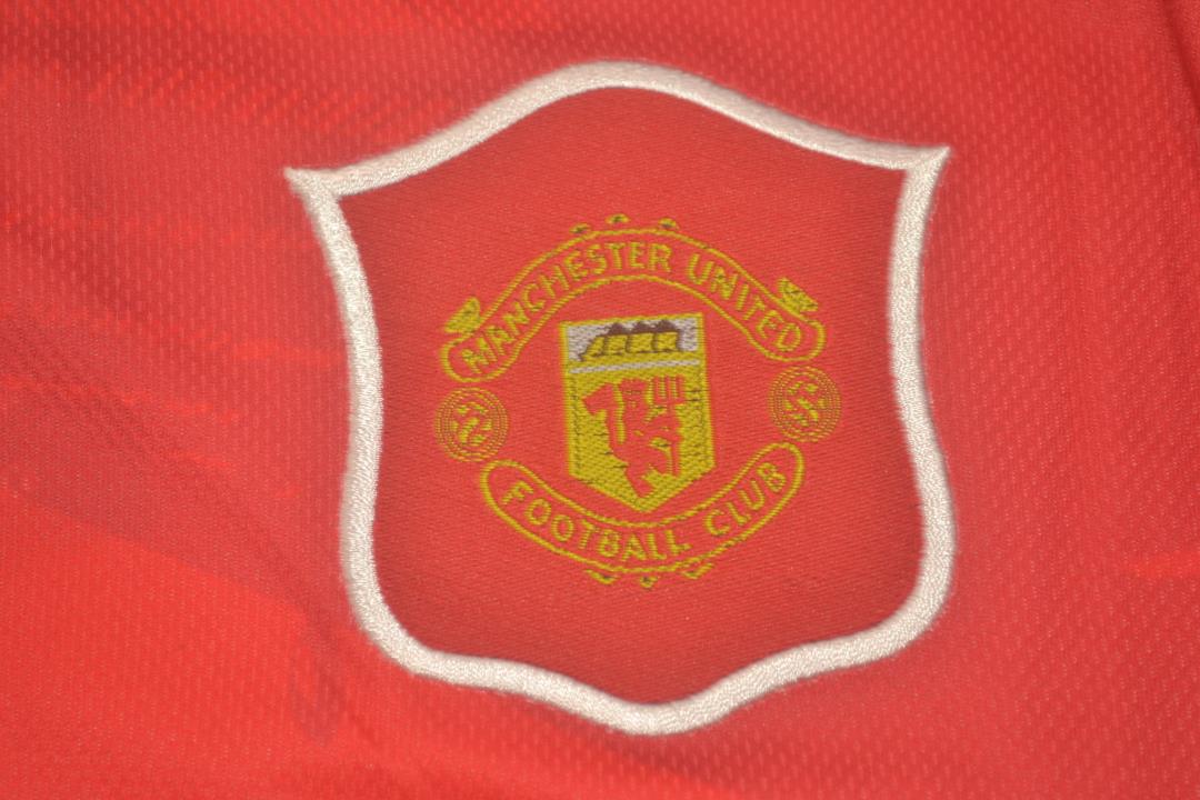 Manchester United 1994/96 Long Sleeves Home Shirt