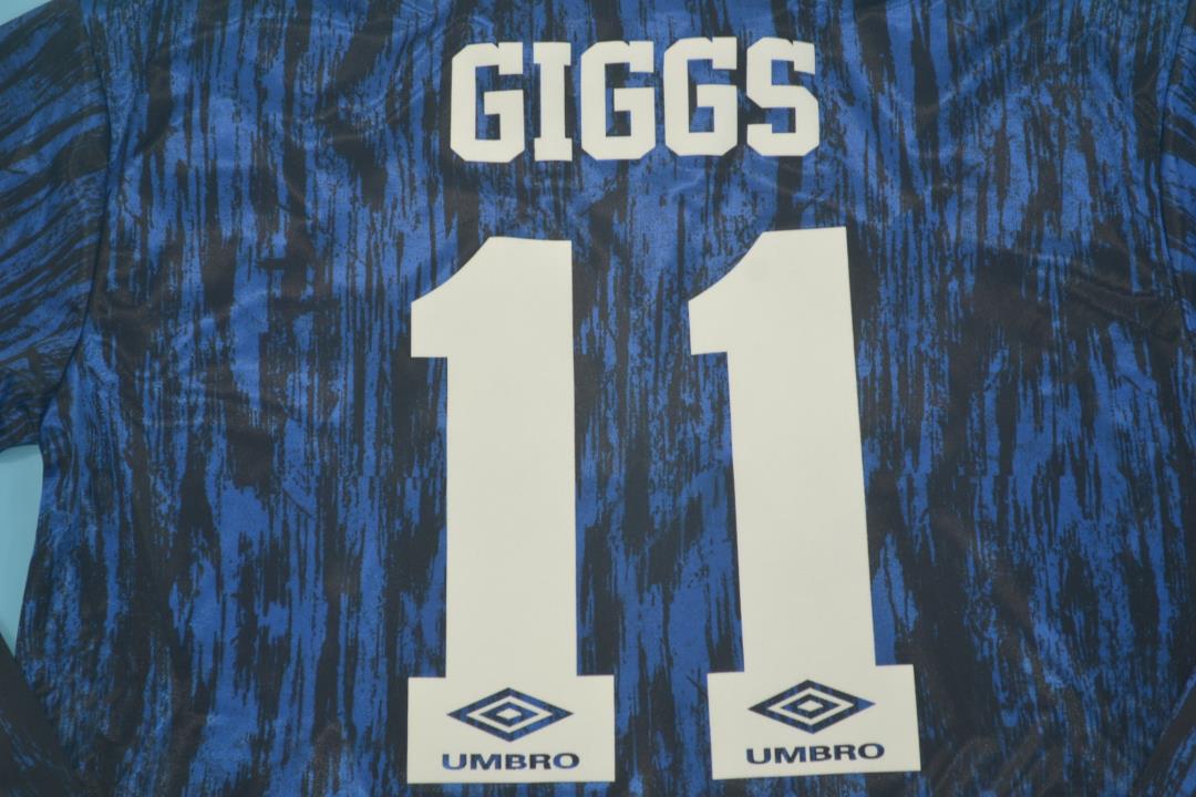 Manchester United 1992/93 Long Sleeves Away Shirt