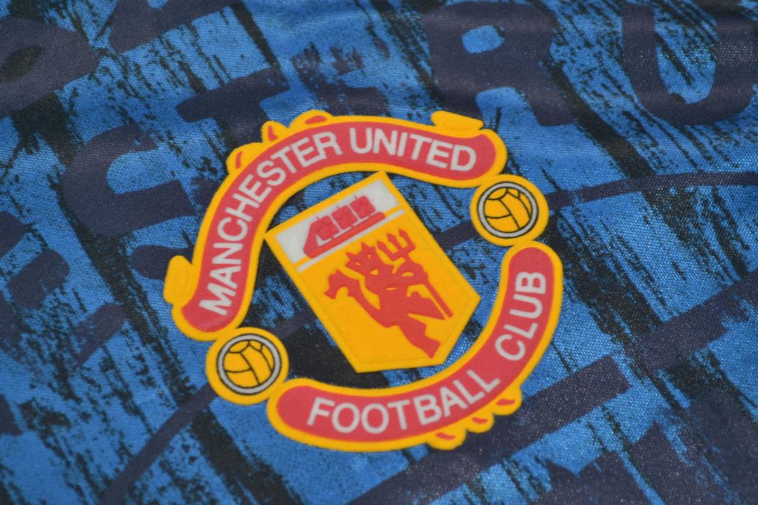 Manchester United 1992/93 Away Shirt