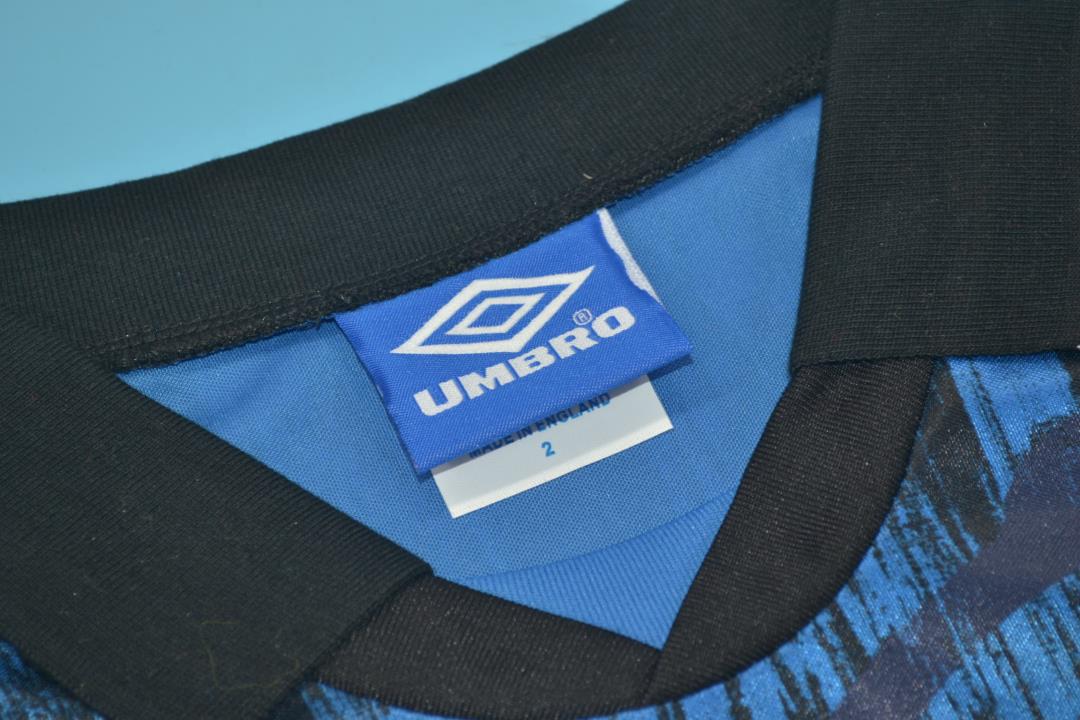 Manchester United 1992/93 Away Shirt