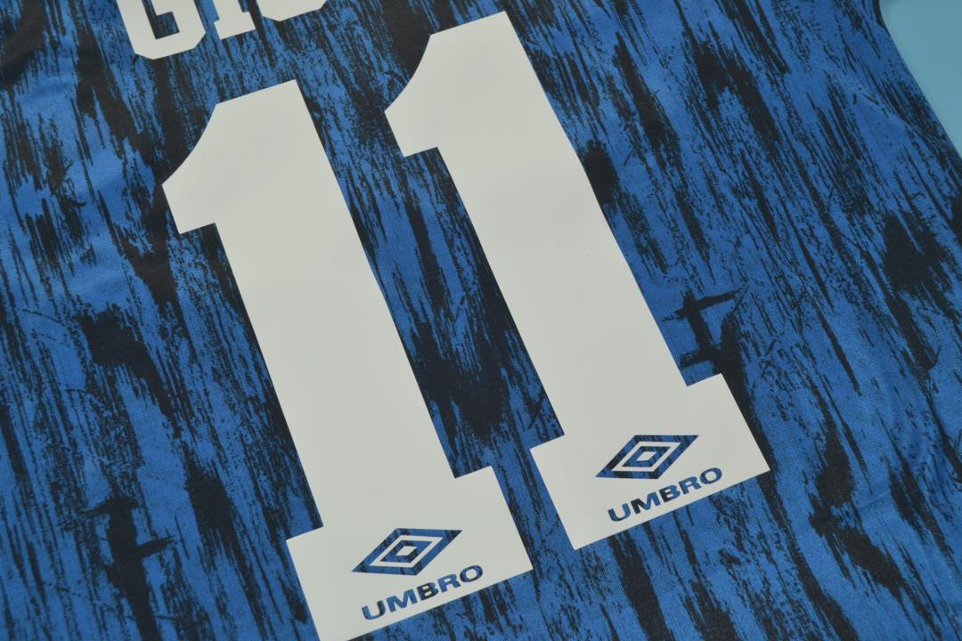 Manchester United 1992/93 Away Shirt