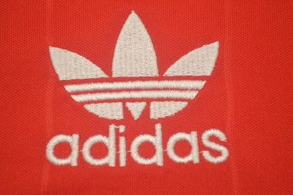 Camiseta de local del Manchester United 1983/84