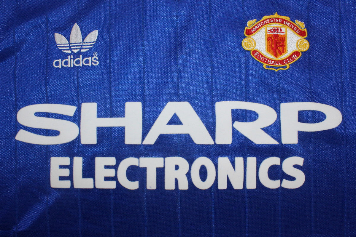 Camiseta de la tercera equipación del Manchester United 1982/84