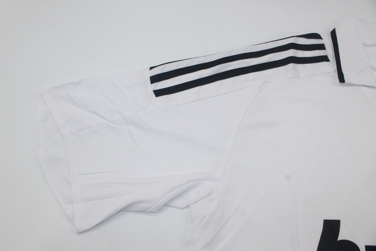 Maillot domicile du Real Madrid 2008/09