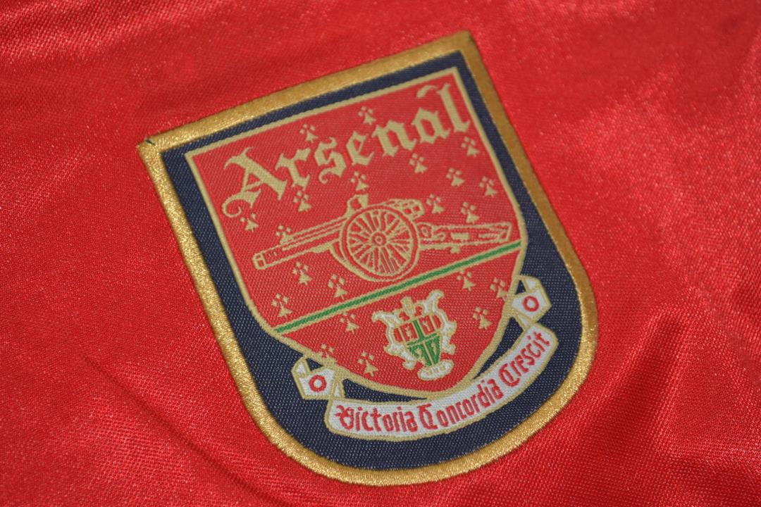 Camiseta local del Arsenal 2000/02