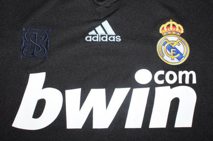Camiseta de visitante del Real Madrid 2009/10