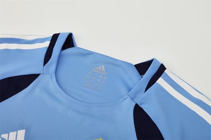 Real Madrid 2005/06 Training Shirt 2