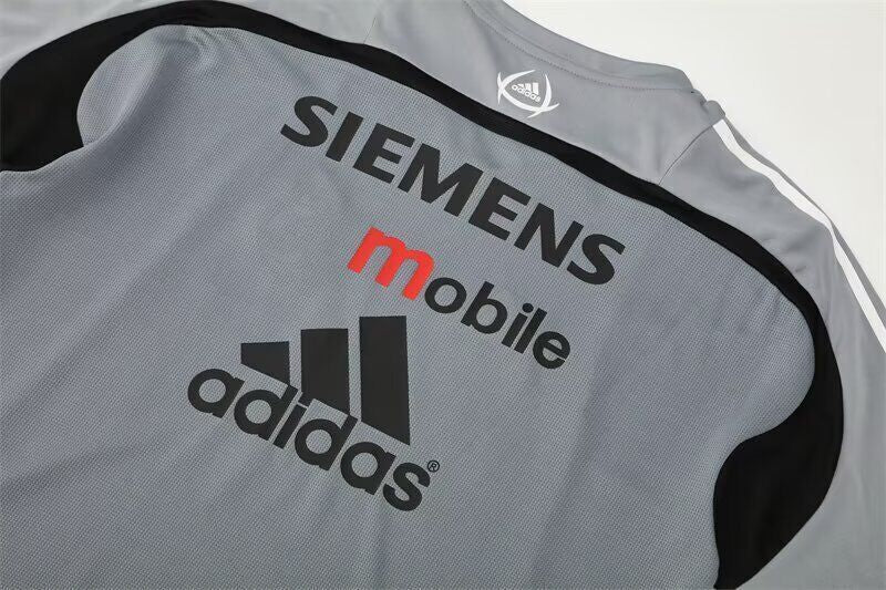 Real Madrid 2004/05 Training Shirt 2
