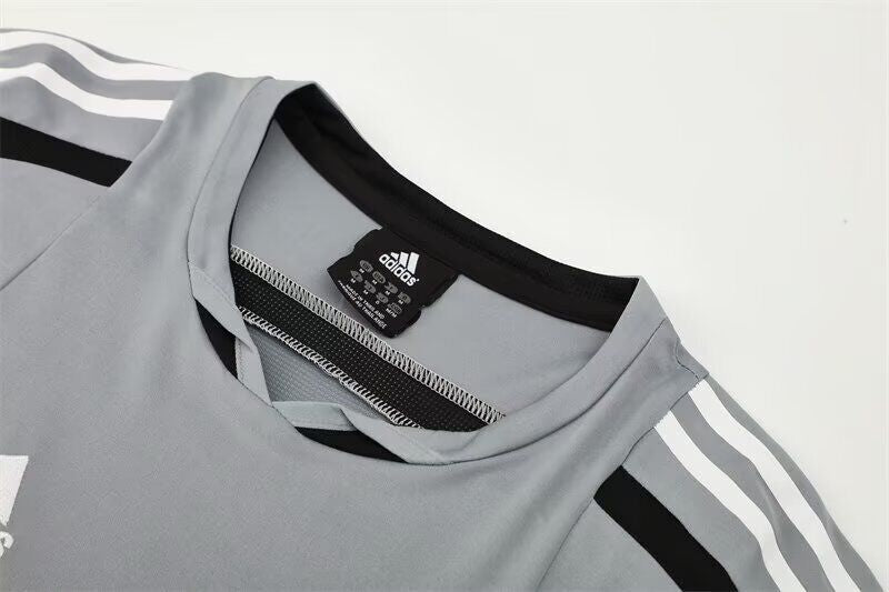 Real Madrid 2004/05 Training Shirt 2