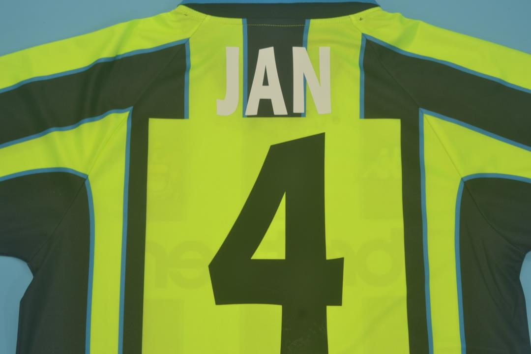 Manchester City 1998/99 Away Shirt