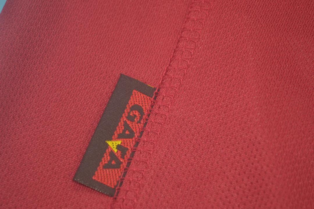 Camiseta de local de la AS Roma 2000/01
