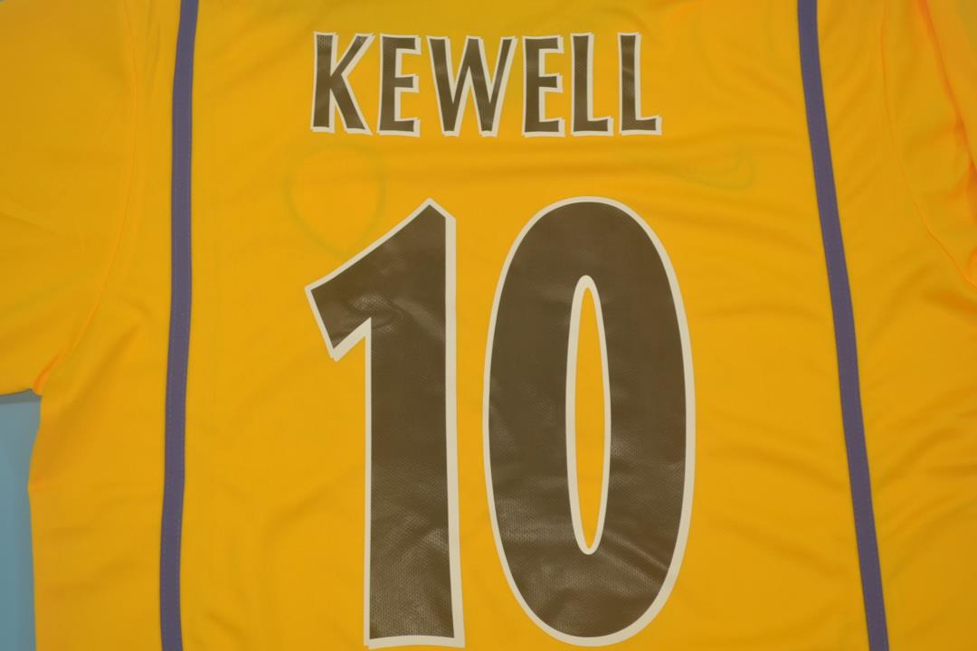 Camiseta de visitante del Leeds United 2000/02