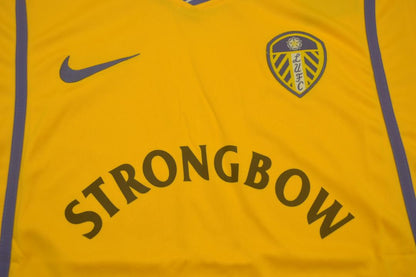 Camiseta de visitante del Leeds United 2000/02