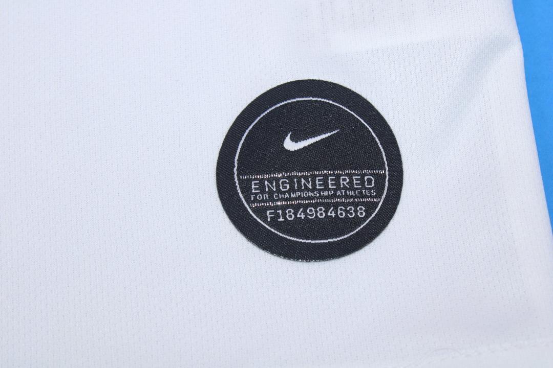 Camiseta de visitante de la AS Roma 2019/20