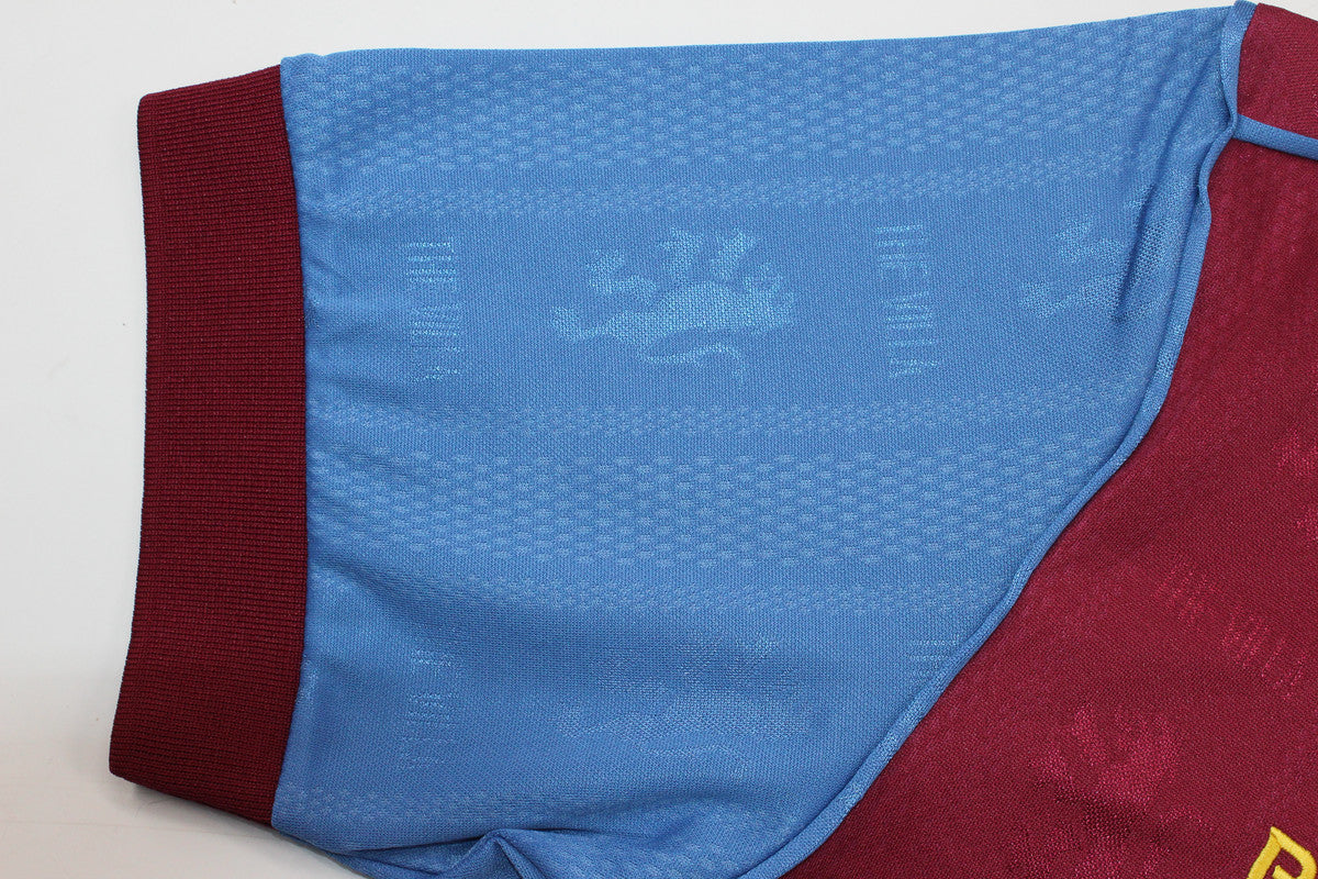 Maillot Domicile Aston Villa 1995/97